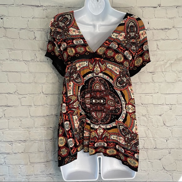 Rue21 Printed Blouse Large - Picture 7 of 7